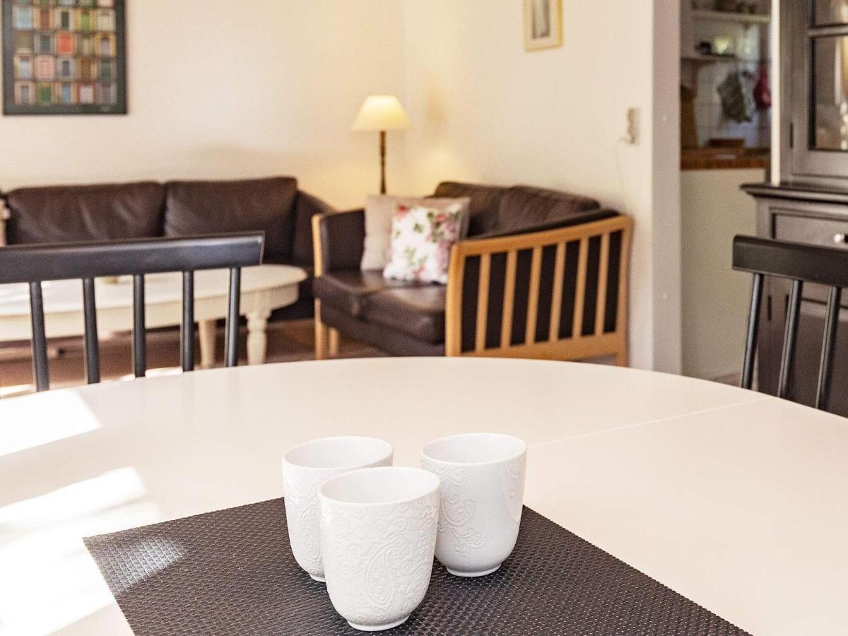 4 Person Holiday Home In Marstal Esterno foto