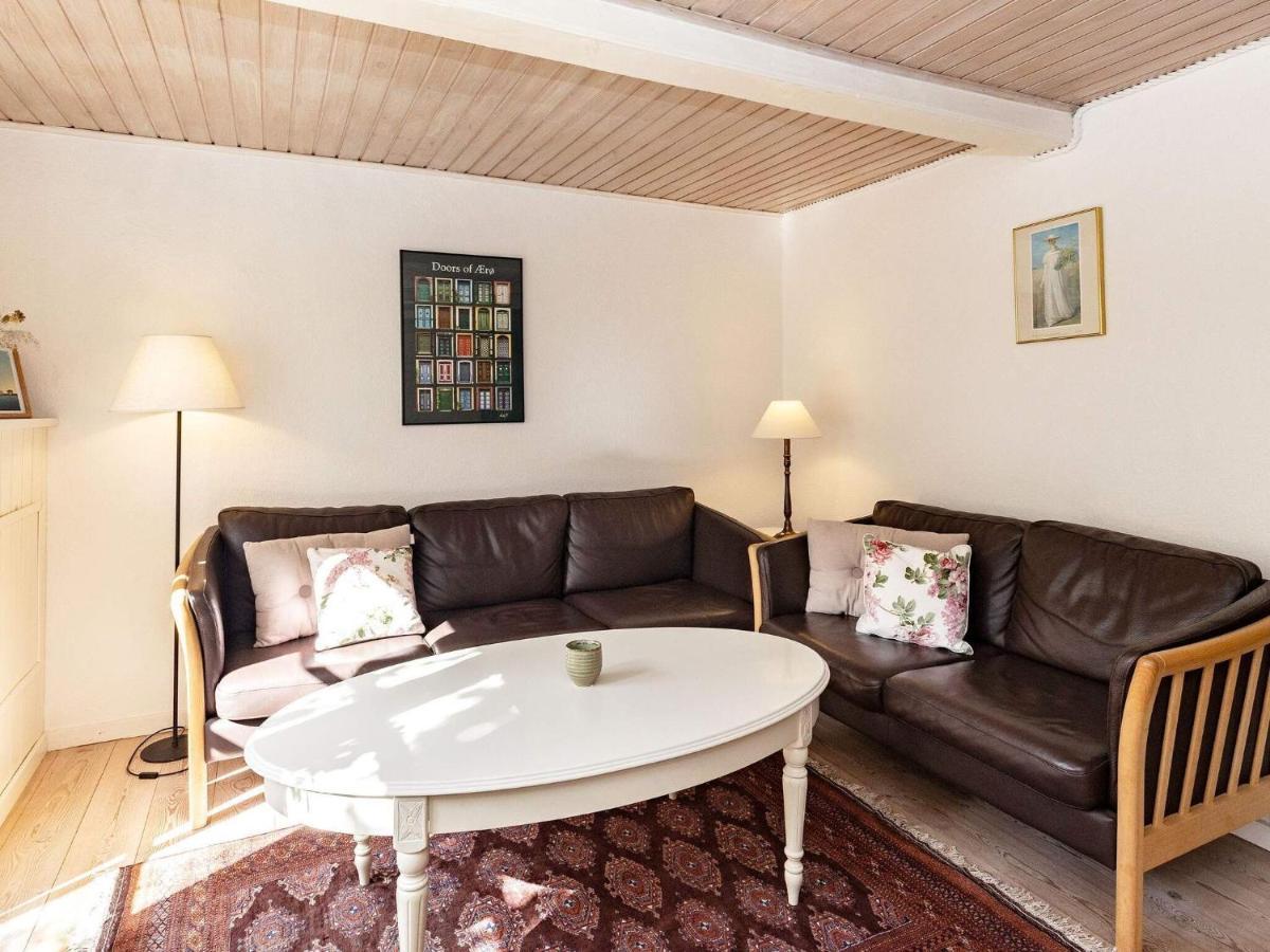 4 Person Holiday Home In Marstal Esterno foto