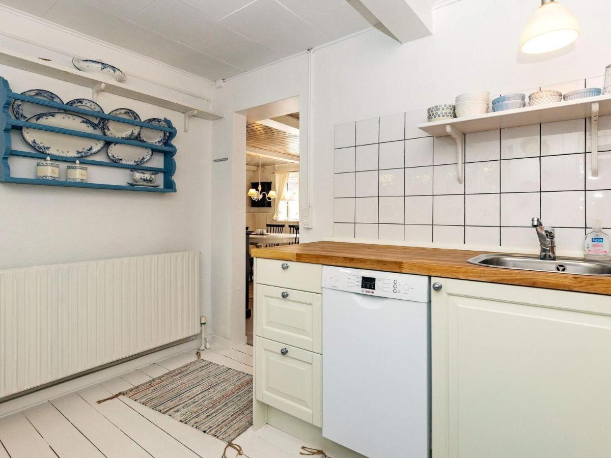 4 Person Holiday Home In Marstal Esterno foto